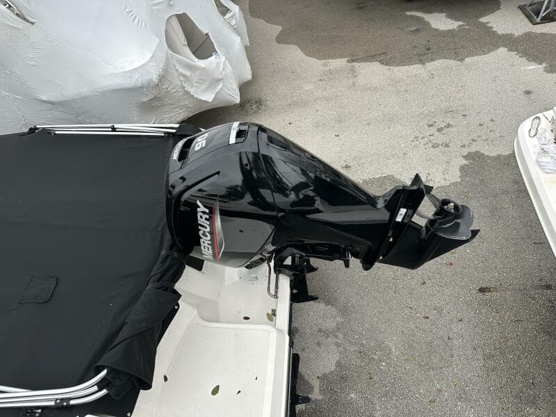2023 Bayliner M17