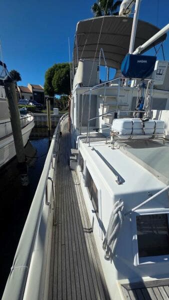 1997 Grand Banks 49 Classic
