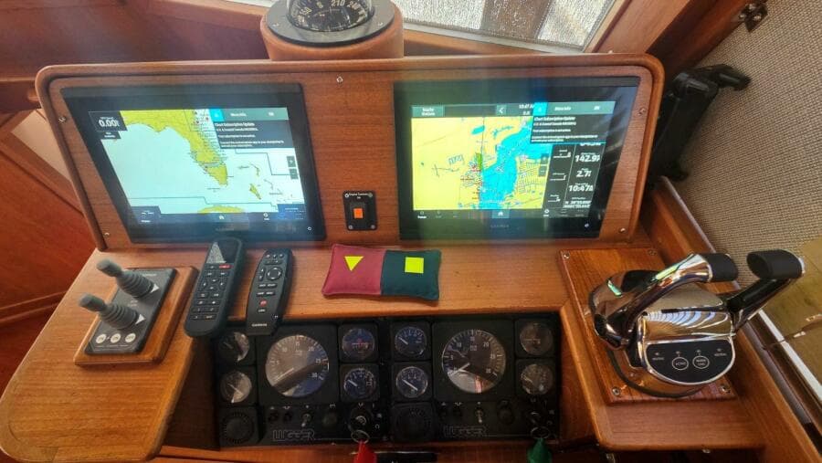 1997 Grand Banks 49 Classic