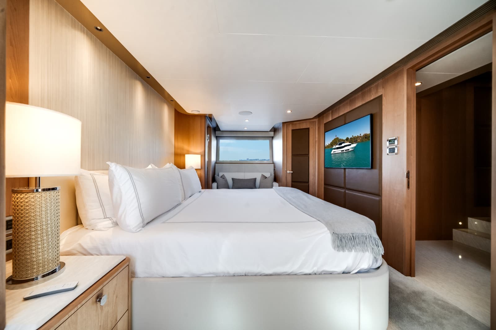2025 Ocean Alexander 28L