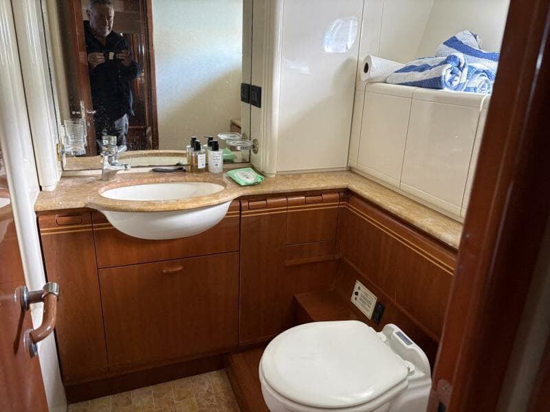 1999 Ferretti Yachts 80 RPH