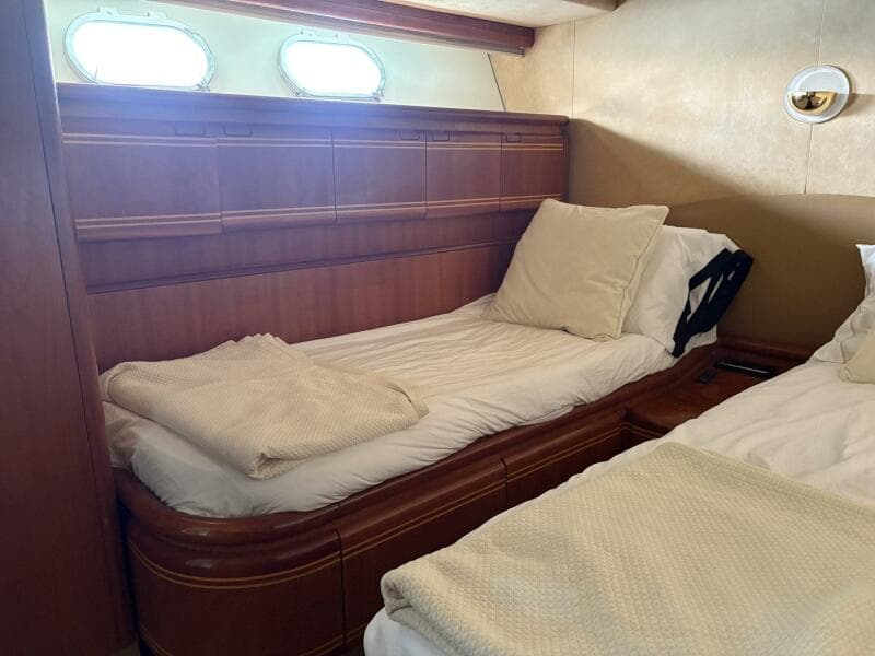1999 Ferretti Yachts 80 RPH