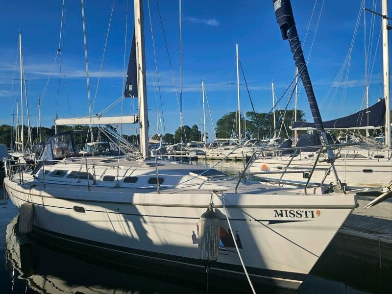 2001 Catalina 380