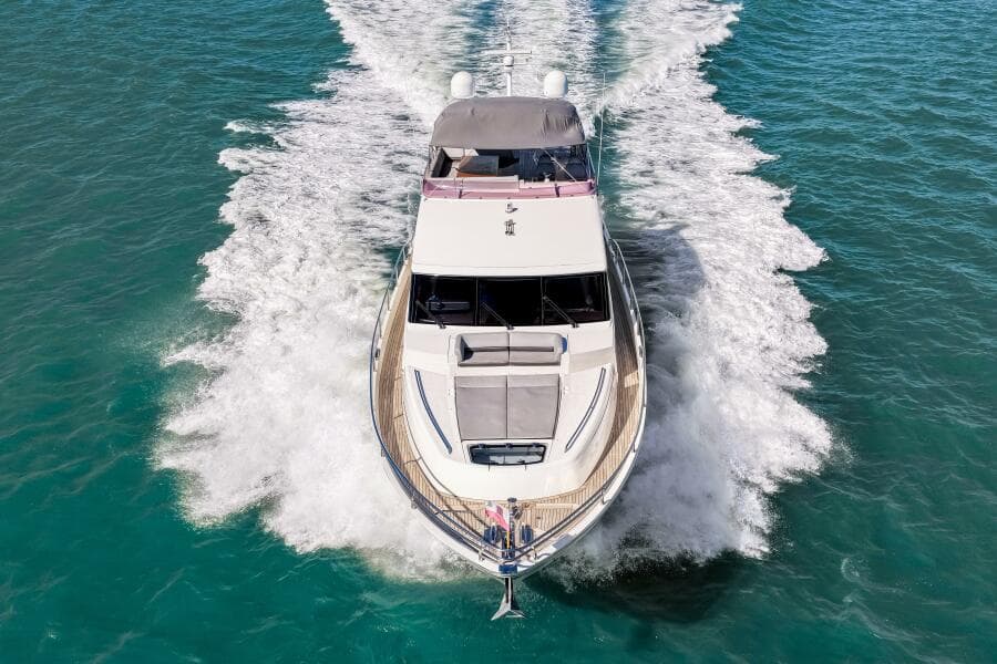 2014 Princess Y72