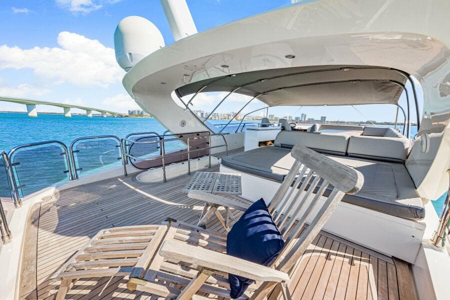 2014 Princess Y72