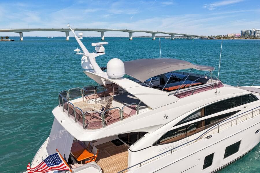 2014 Princess Y72