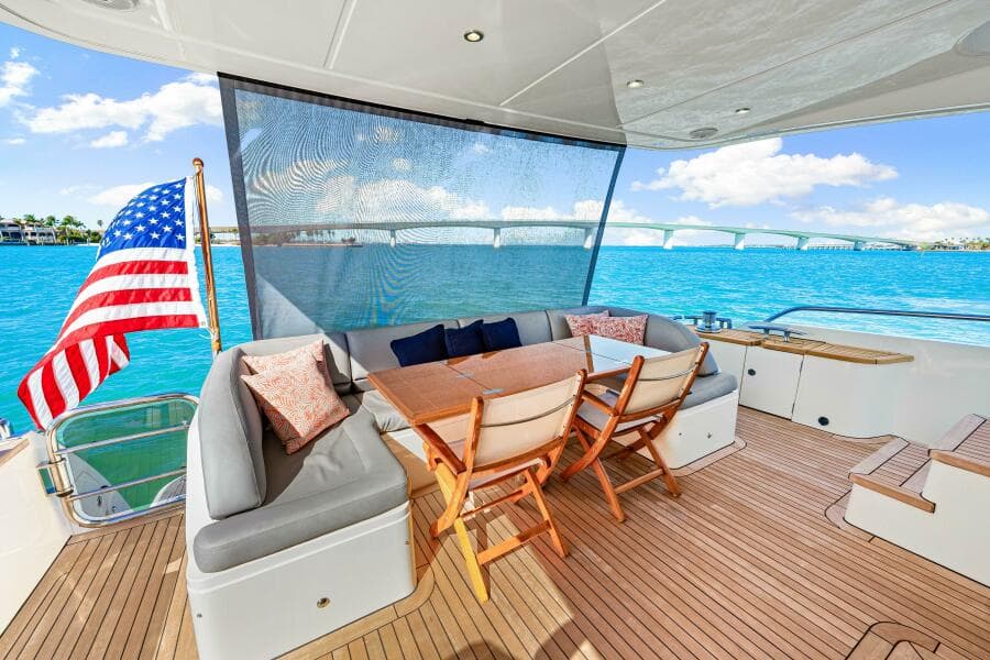 2014 Princess Y72