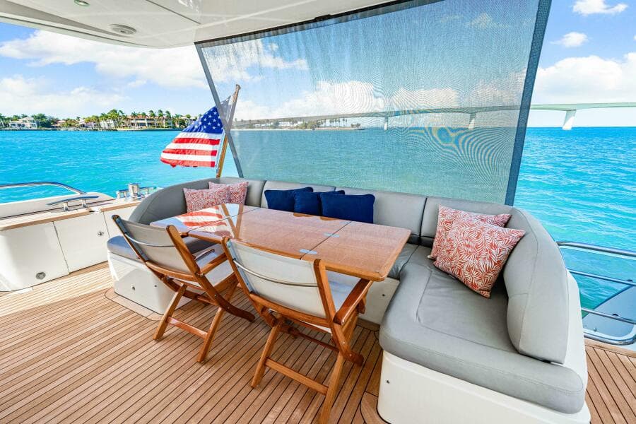 2014 Princess Y72