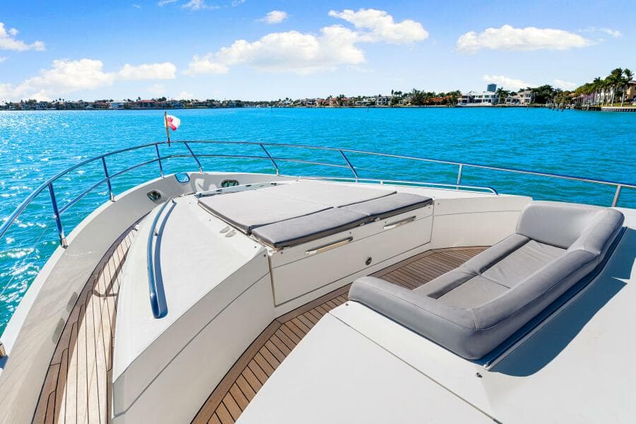 2014 Princess Y72