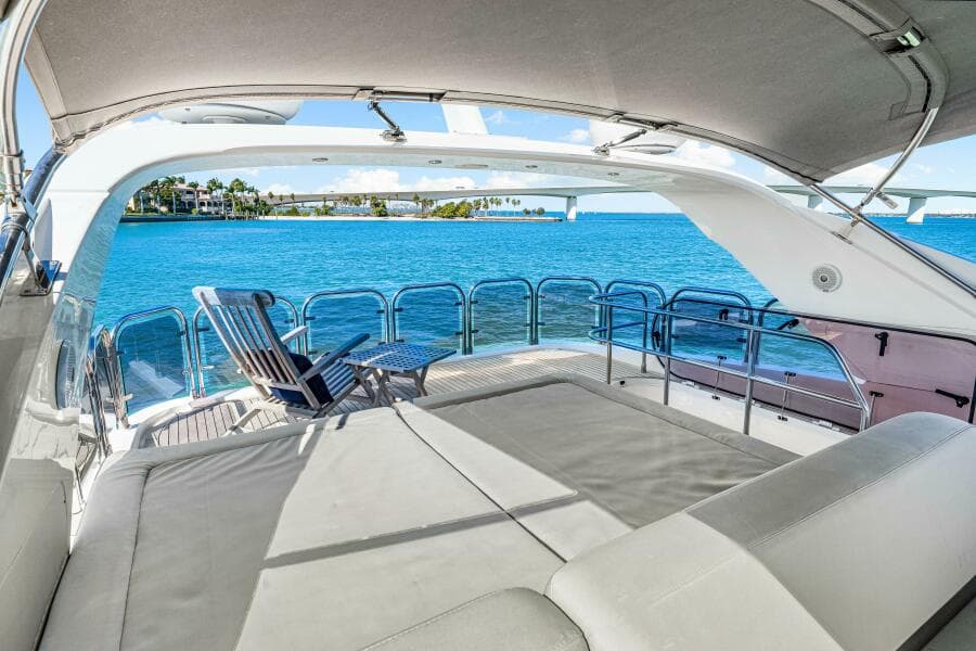 2014 Princess Y72