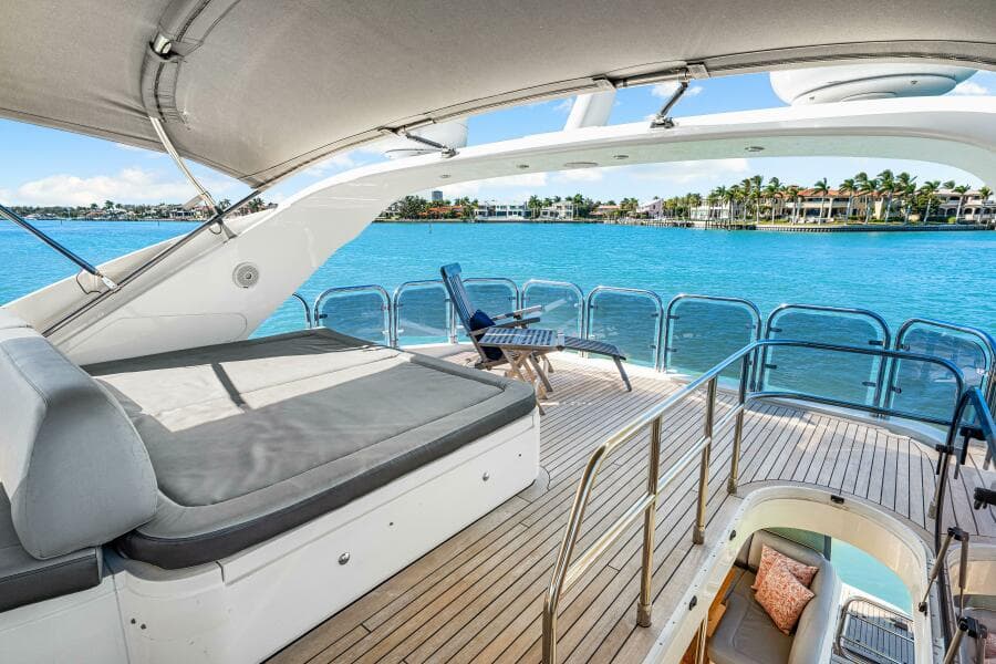 2014 Princess Y72