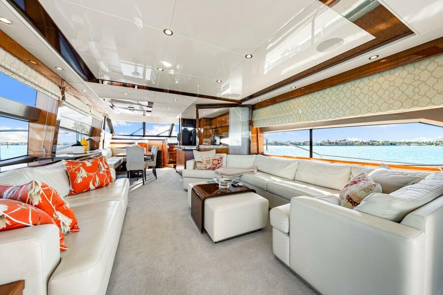 2014 Princess Y72