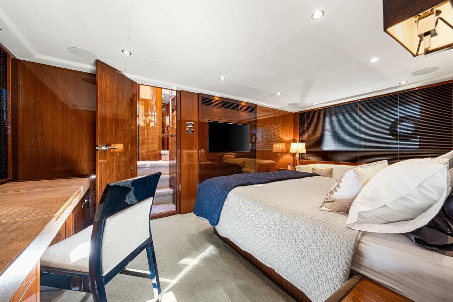 2014 Princess Y72