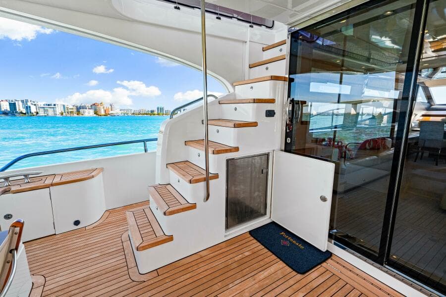 2014 Princess Y72