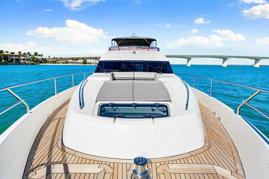 2014 Princess Y72