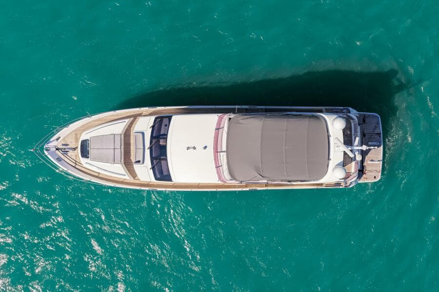 2014 Princess Y72