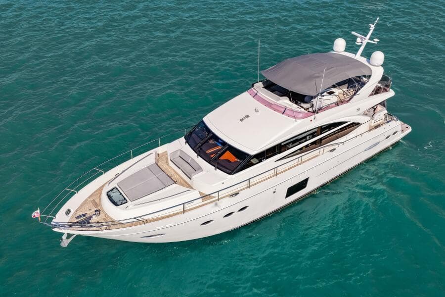 2014 Princess Y72