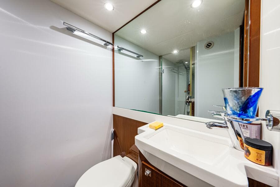 2014 Princess Y72