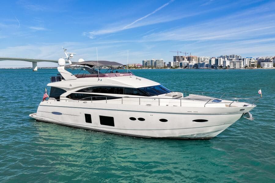 2014 Princess Y72