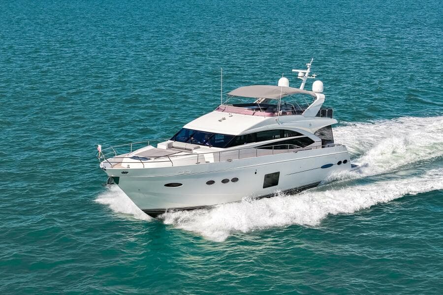 2014 Princess Y72