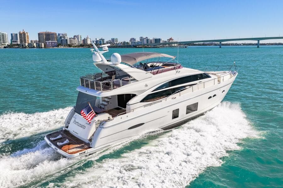 2014 Princess Y72