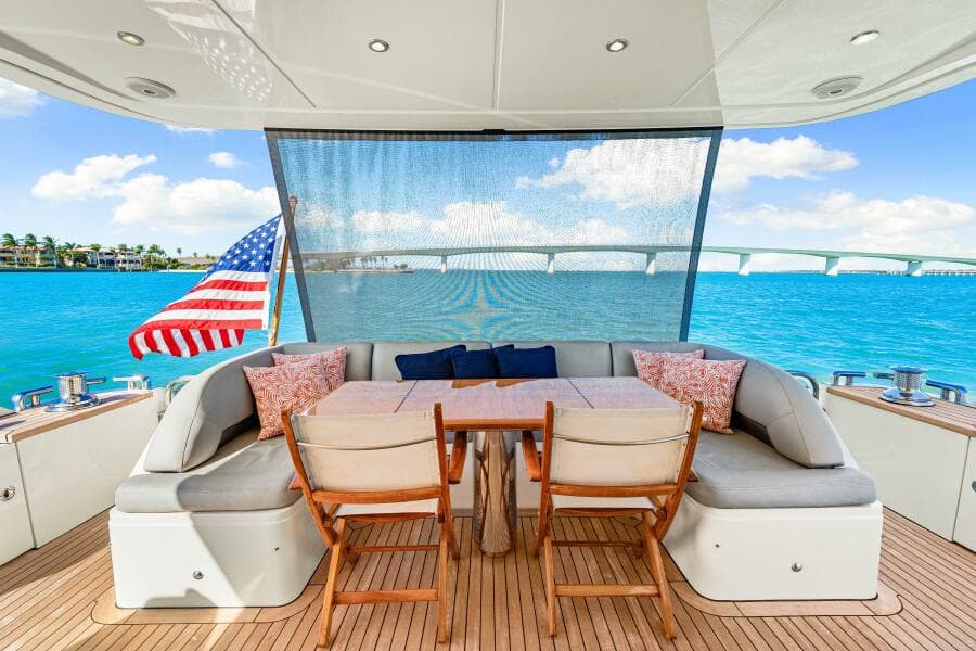 2014 Princess Y72