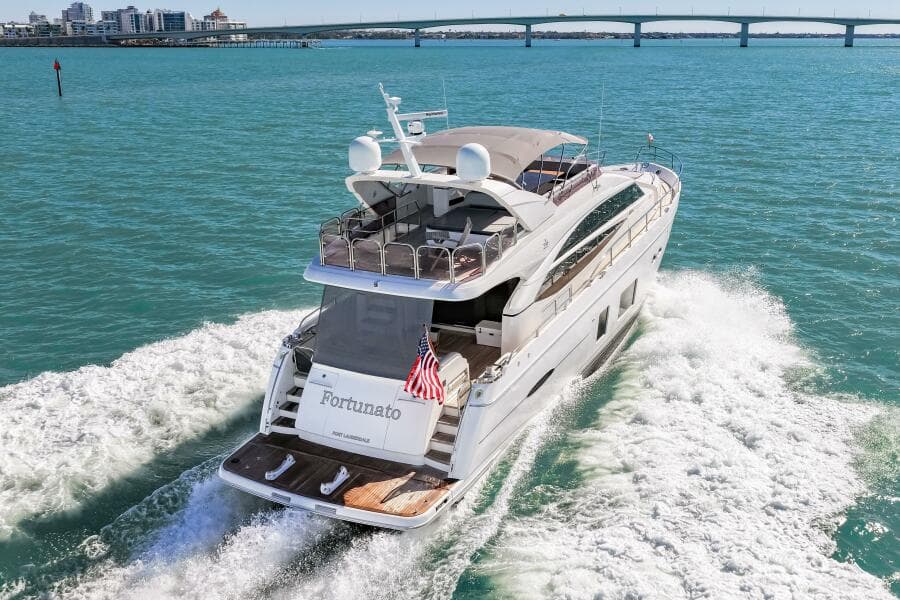 2014 Princess Y72