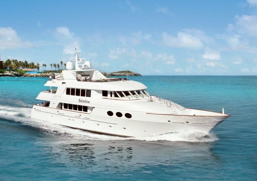 2001 Trinity Yachts Tri-Deck MY