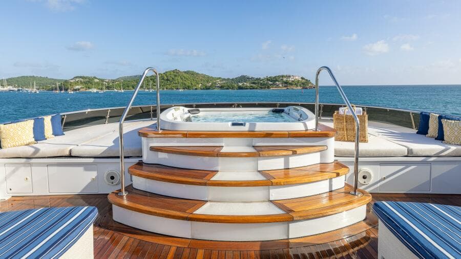 2001 Trinity Yachts Tri-Deck MY
