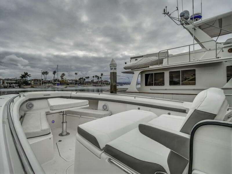 2015 Everglades 435 Center Console