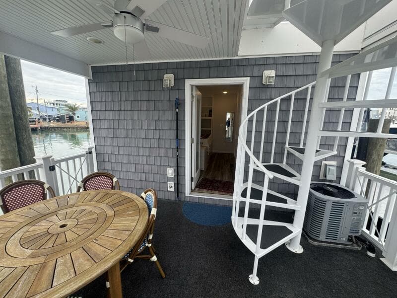 2019 Harbor Home Cozy Cottage 52' x 16' Tiny Boat