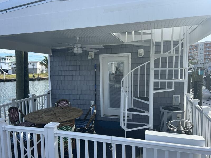 2019 Harbor Home Cozy Cottage 52' x 16' Tiny Boat