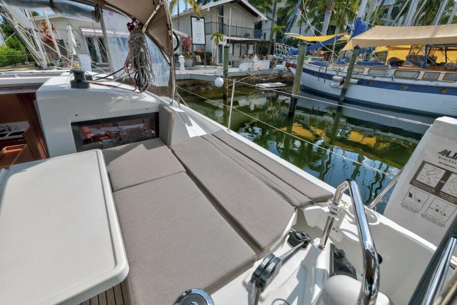 2021 Jeanneau 440