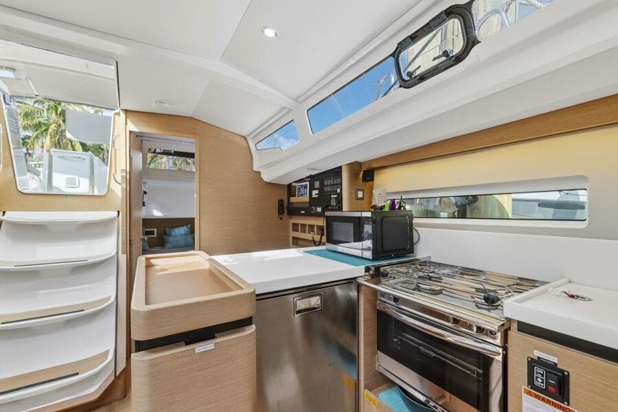 2021 Jeanneau 440
