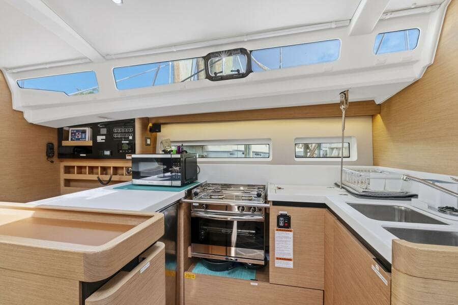 2021 Jeanneau 440