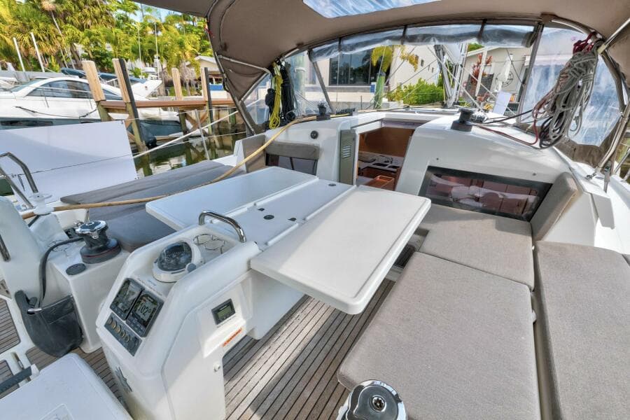 2021 Jeanneau 440