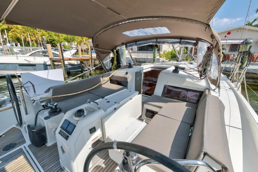 2021 Jeanneau 440