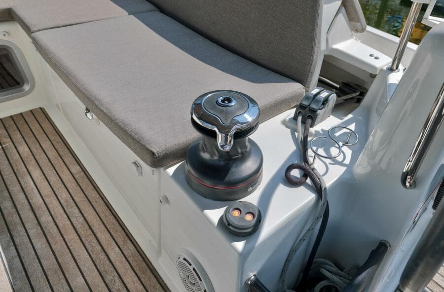 2021 Jeanneau 440