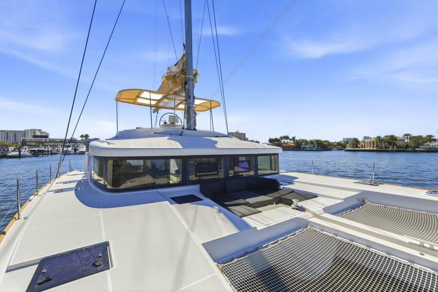 2021 Lagoon 52F