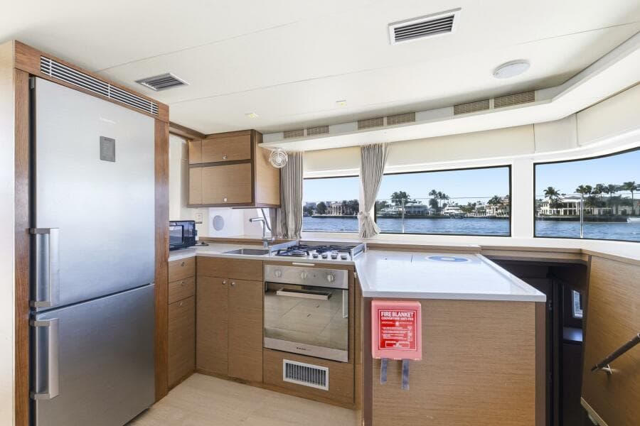 2021 Lagoon 52F