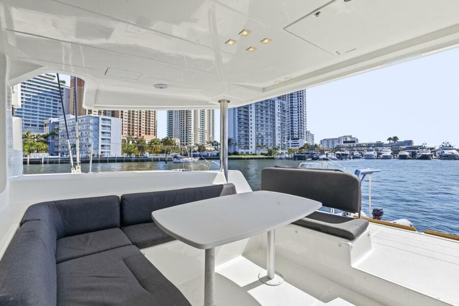 2021 Lagoon 52F