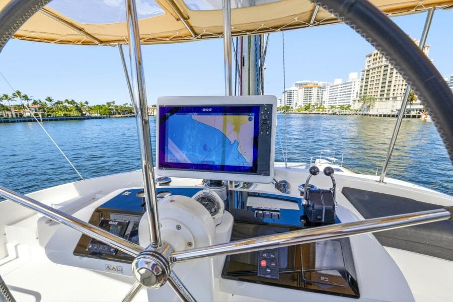 2021 Lagoon 52F