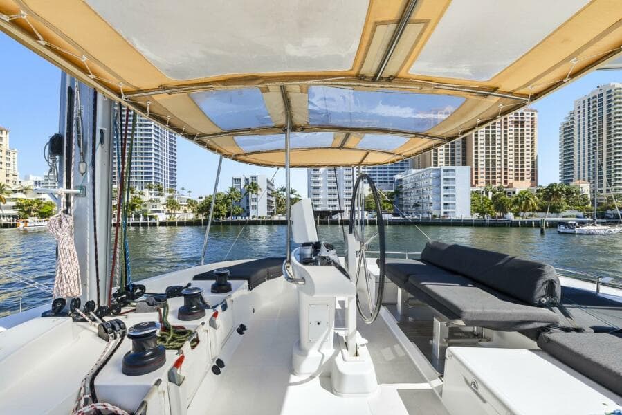 2021 Lagoon 52F