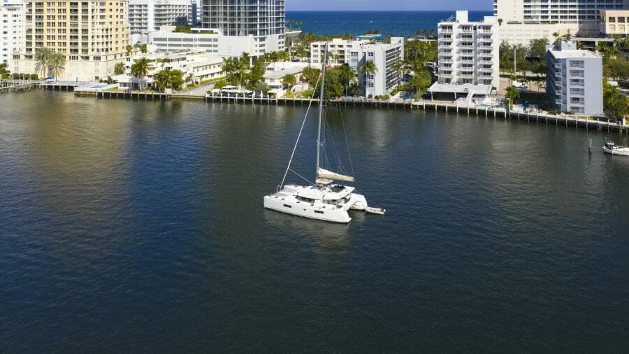 2021 Lagoon 52F