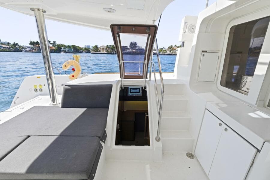 2021 Lagoon 52F