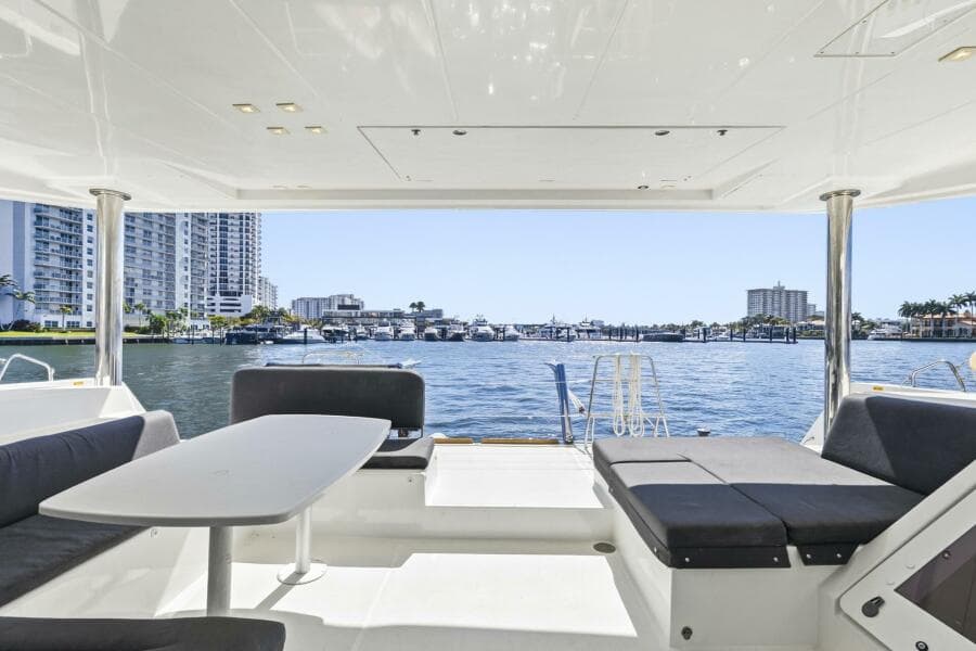 2021 Lagoon 52F