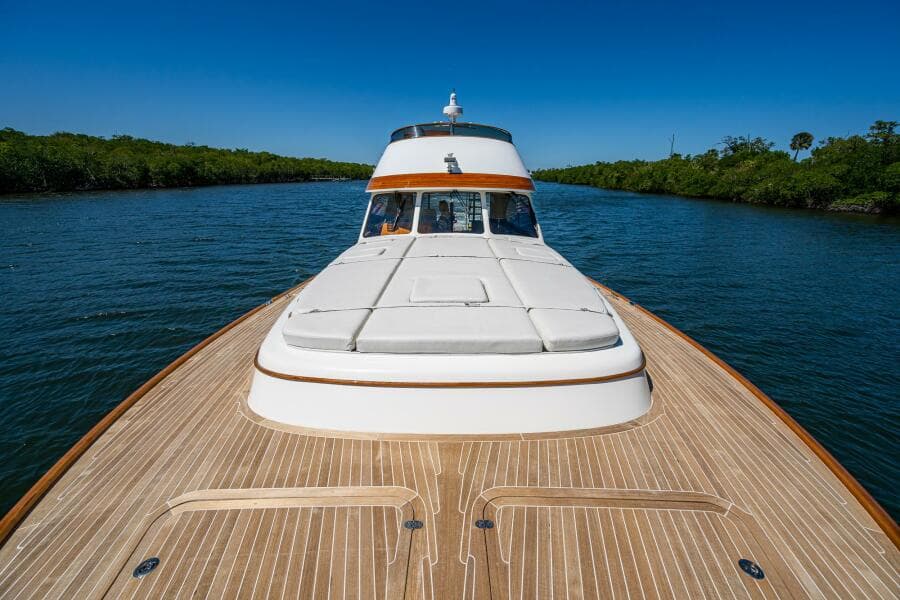 2021 Hinckley Talaria 55 Flybridge MKII