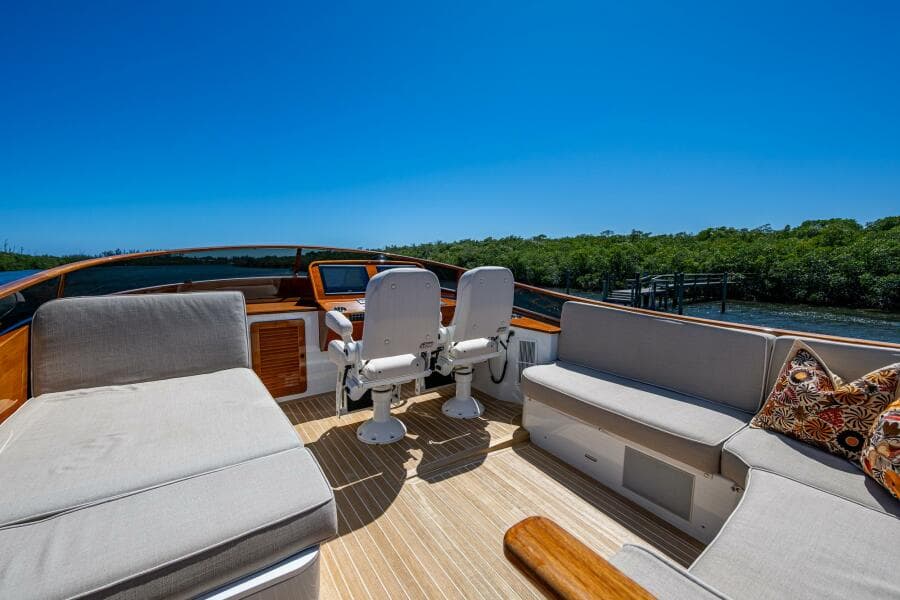 2021 Hinckley Talaria 55 Flybridge MKII