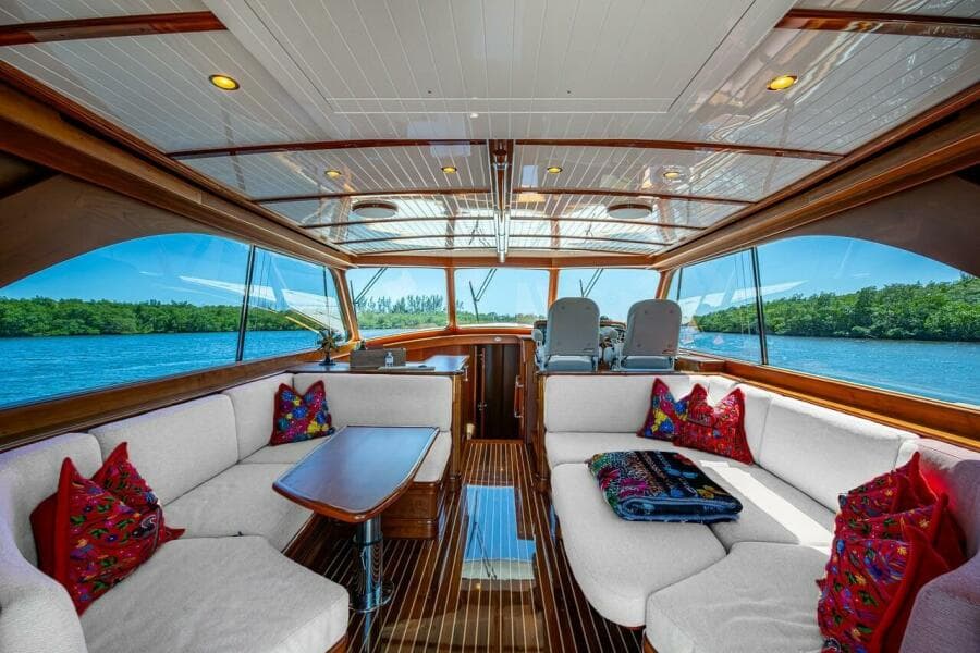 2021 Hinckley Talaria 55 Flybridge MKII