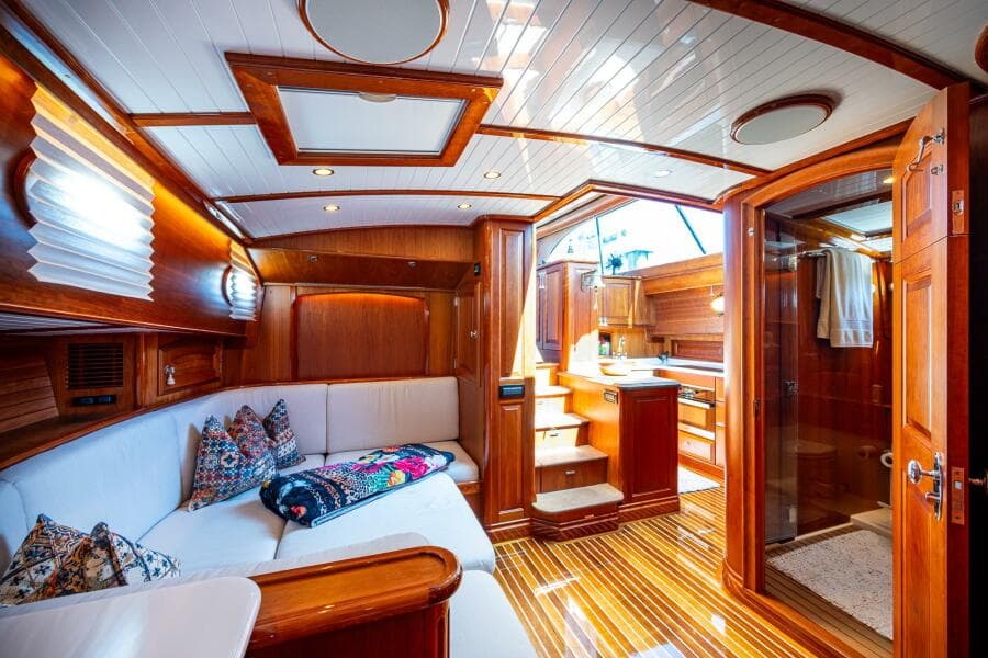 2021 Hinckley Talaria 55 Flybridge MKII